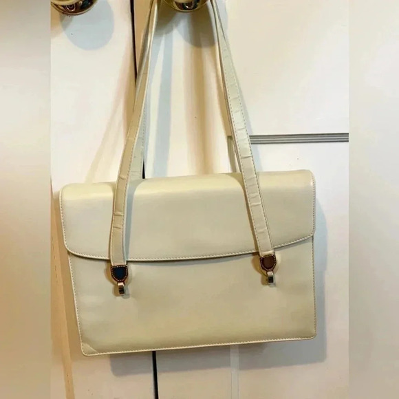 Koret Genuine Leather Handbag - Picture 2 of 6